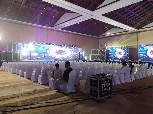 公司的圣誕晚會活動如何策劃？